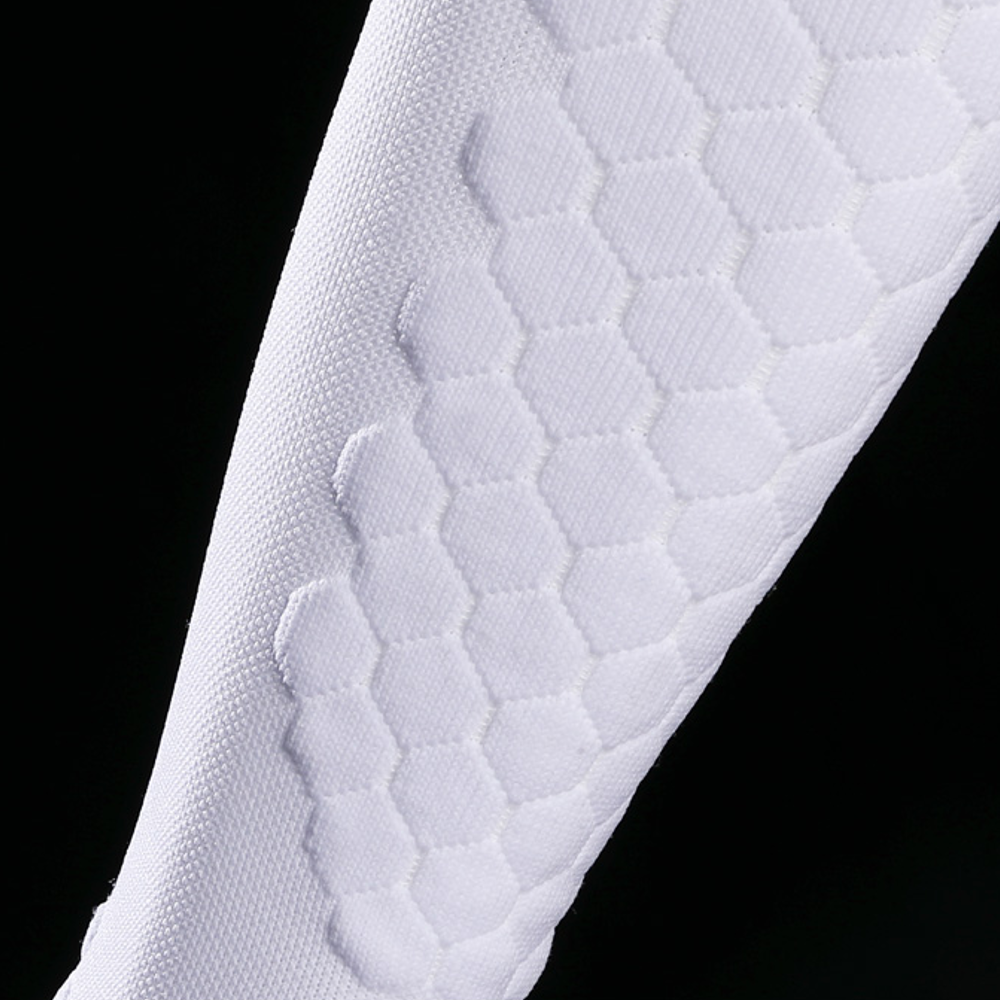 Fencing socks from Bout15 Fencing. Foil, Sabre, Epee. Free Shipping to Canada and US.